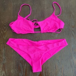 Frankie’s Bikinis Set Willa Top and Greer Bottom